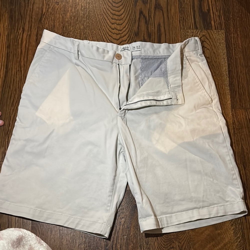 Izod Gray Flat Front Shorts Casual Style